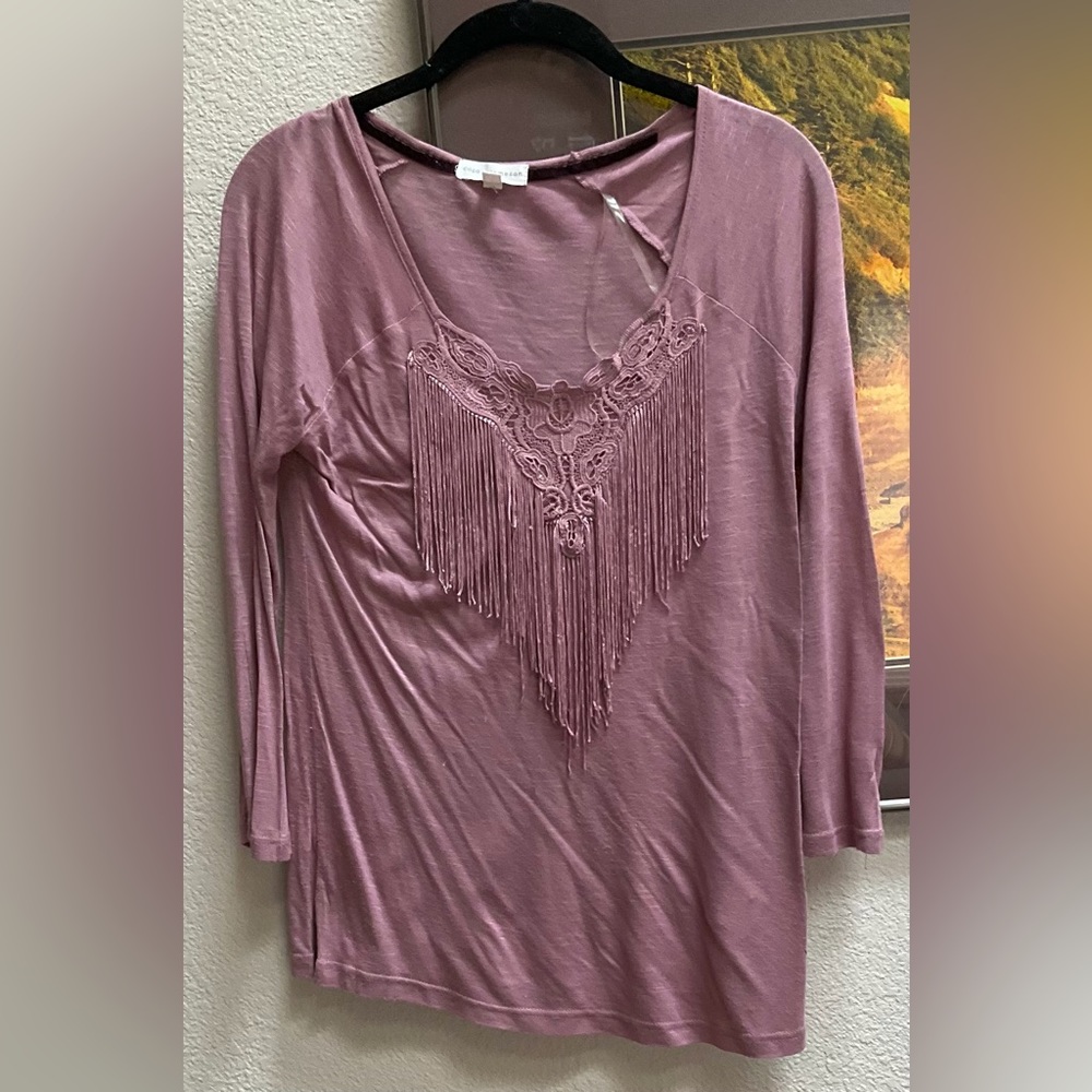 Fringy top